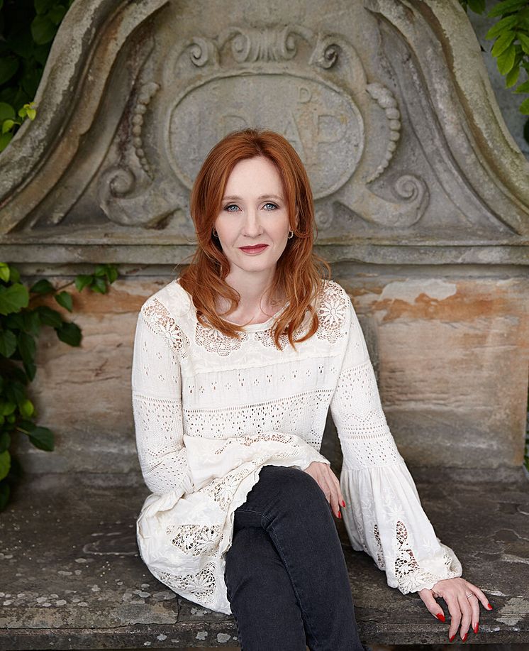 JKRowling_Photo_small (1)