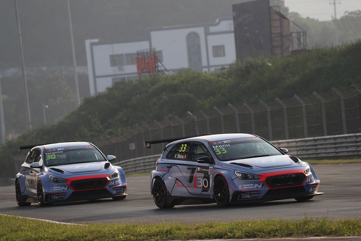 Hyundai i30 N TCR debuterar och glänser i TCR International. 