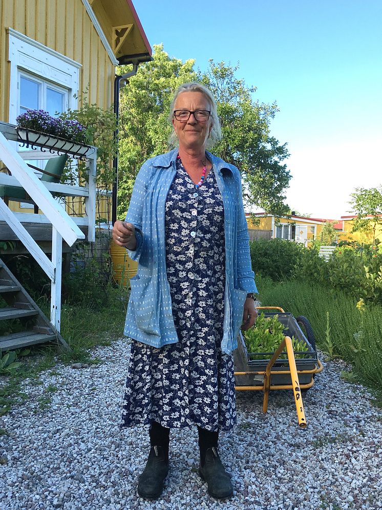 Filmaren, krögaren och odlaren Tina marie Qwiberg på Gula Hönan i Ronehamn