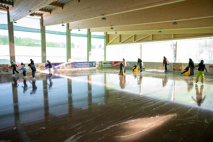 Eis-Skaterbahn Sportwelt Preussler Seiffen_Foto3 N.Schimmelpfennig.jpg