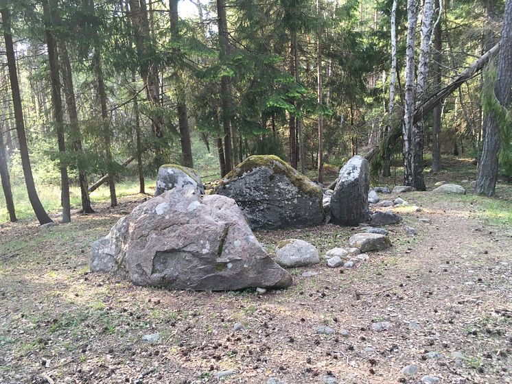 Ansarve dolmen 