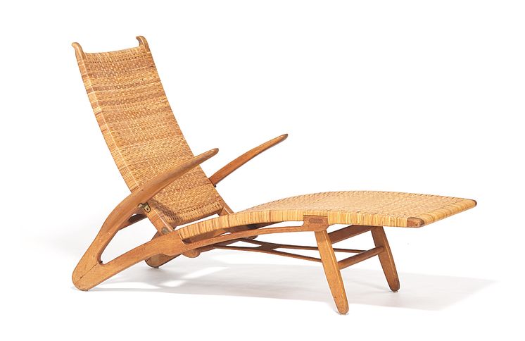 Hans J. Wegner: "Delfinstolen" / "Dolphin Chair".