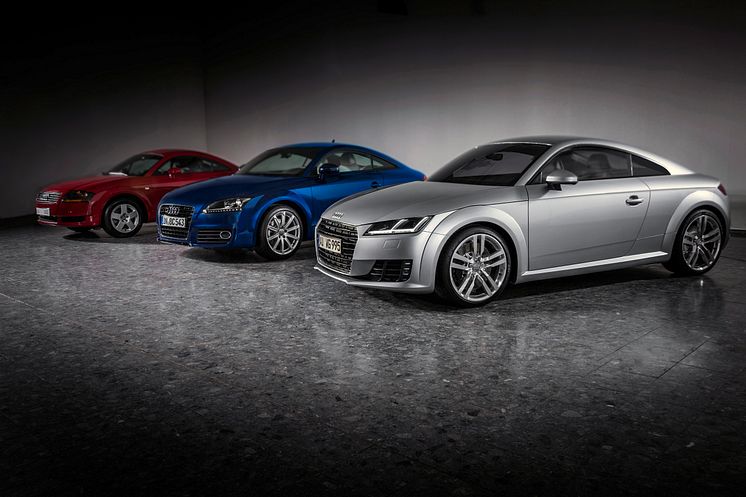 TT Coupe 3 generations front