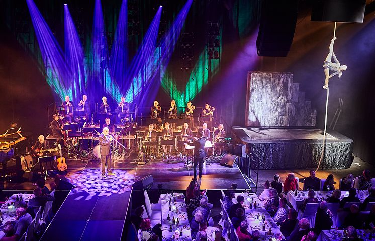 Invigning Sparbanken Blackbox - Nisse Landgren, Bohuslän Big Band och Cirkus Nikolajeff