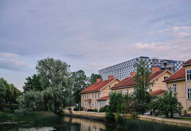Eskilstunaån, boenden och Mälardalens Högskola