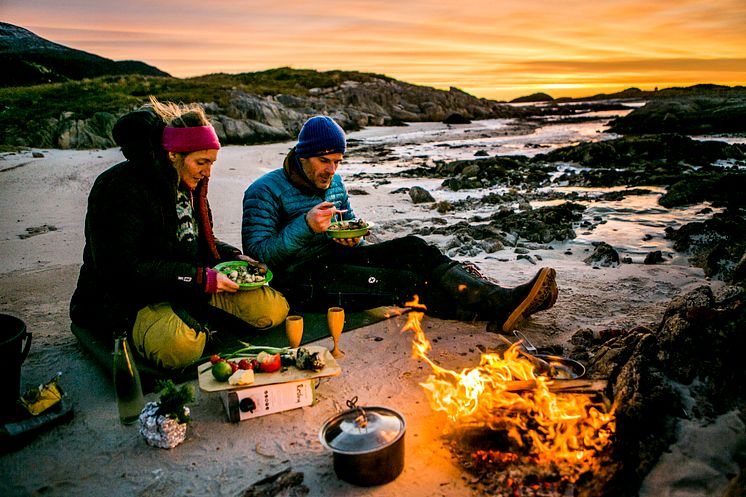 Preparing gourmet meals outdoors-Christian Roth Christensen - VisitNorway.com.JPG