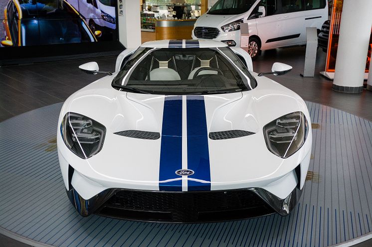 Ford GT