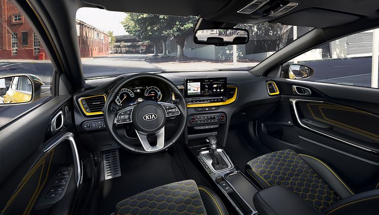 Kia XCeed interior