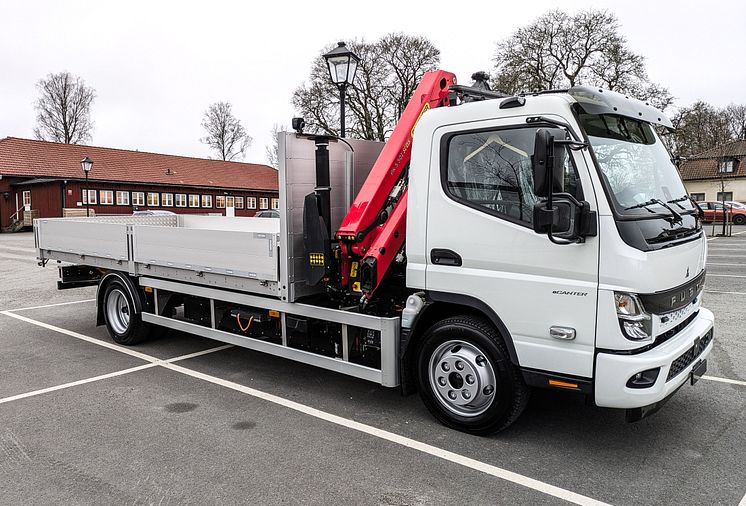 Fuso eCanter Brädgårdsbil.jpg