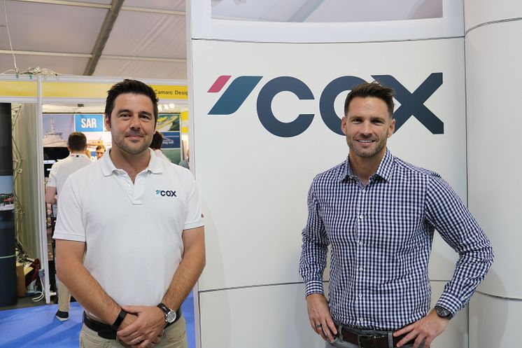 High res image - Cox Powertrain - Joel Reid with Seascape Marine's Jamie de Jong