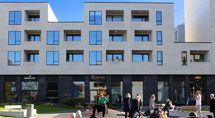 LINK arkitektur er sammen med Rambøll landskap nominert for lokalsenteret og kvartalsleken i 5 grader Øst.