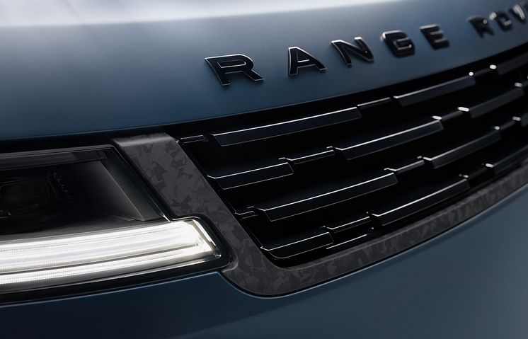 RRS_SV_Edition_Two_25MY_07_Grille_Detail_Nebula_Blue_070824.jpg