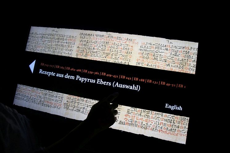 Universitätsbibliothek Leipzig - Schauraum Papyrus Ebers