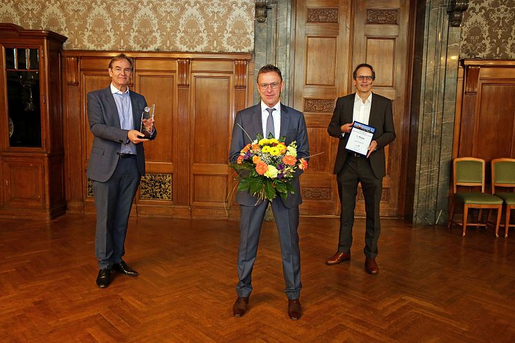 Leipziger Tourismuspreis 2020 - Ralf Rangnick mit Burkhard Jung und Volker Bremer - Foto Andreas Schmidt