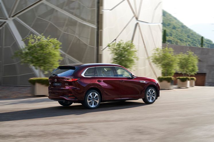 2024_mazda_cx-80_ar_act_7.jpg