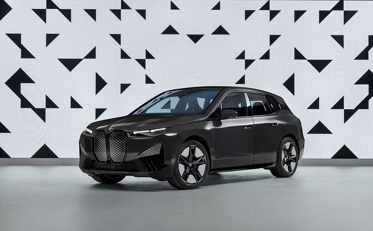 BMW iX med E Ink