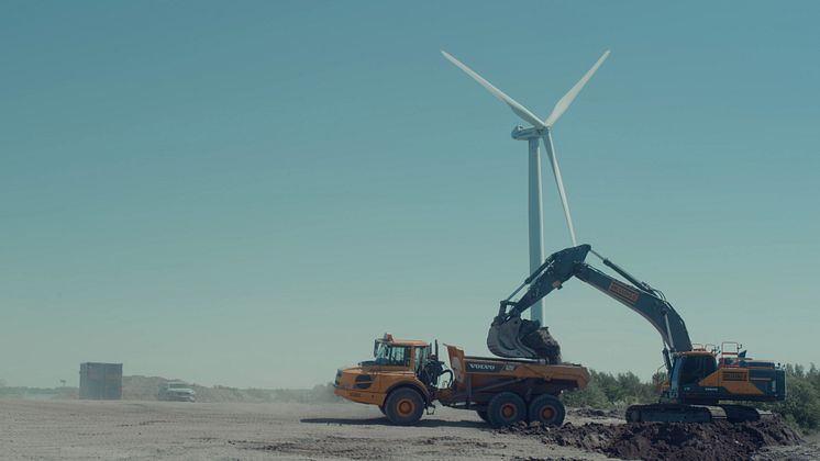 Ohlssons i Landskrona - Volvo dumper och grävmaskin