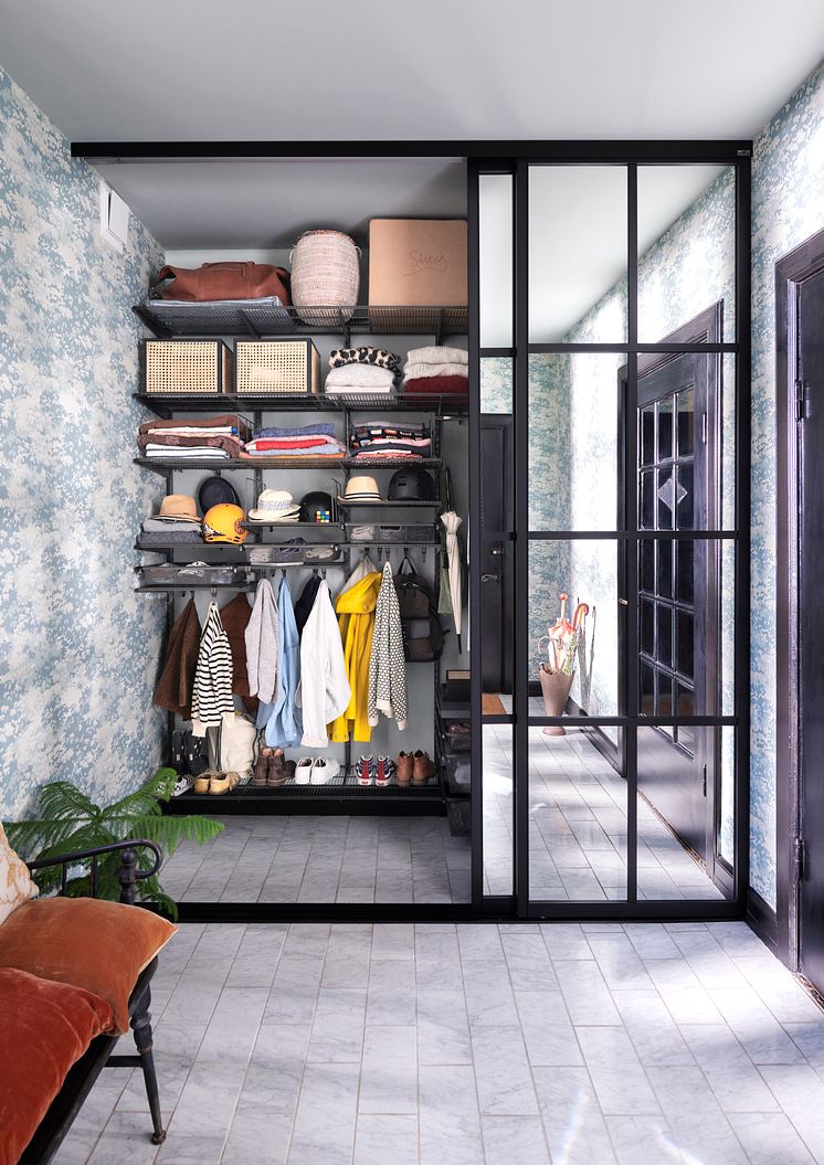 Elfa_Clothing_Interior_Click-in_system_Classic_Slidingdoor_Gallery_2021_04_18.jpg