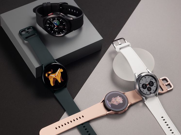 2. Galaxy Watch4_Product_Series2.jpg