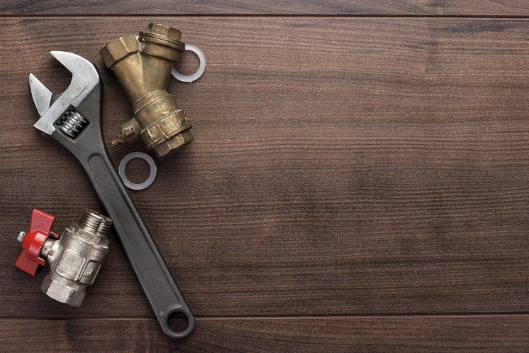adjustable-wrench-and-pipes-1024x682.png