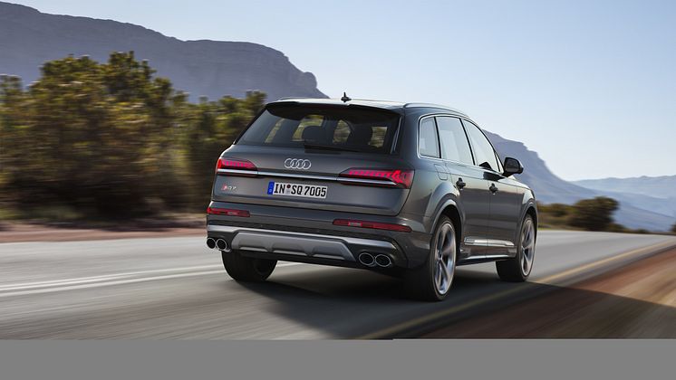 Audi SQ7 TDI (Daytonagrå)