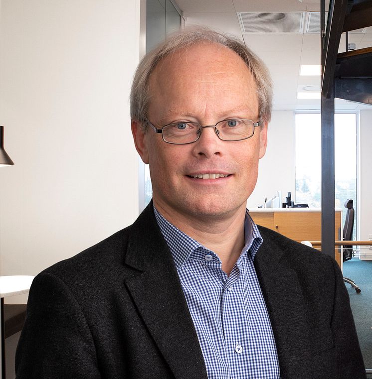 Jens Rooth.jpg