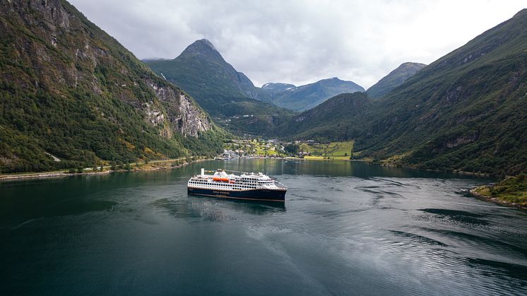 Havila Pollux in Geirangerfjorden