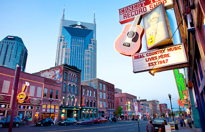 Juli - Nashville, USA