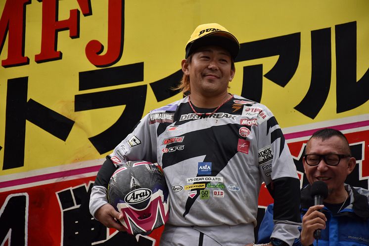 2018071602_001xx_JTR_Rd4_野崎選手_4000