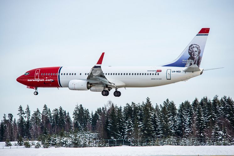 Norwegian 737-800 