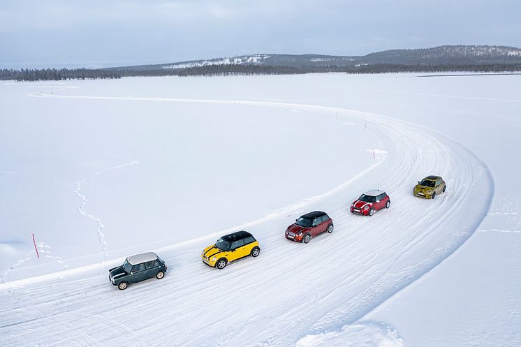 Neste generasjon elektriske MINI testes på nordisk is og snø