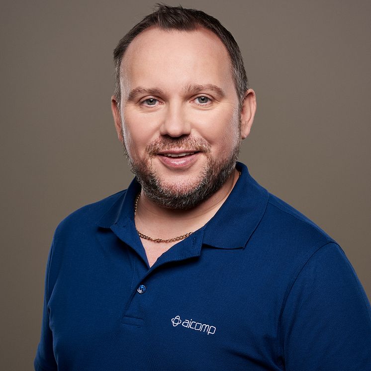 web-2048px_aicomp-karl-harvey-businessportrait-wien-2