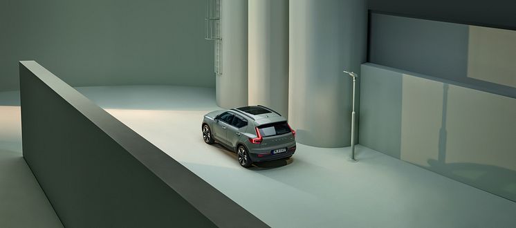 Volvo_XC40_Rear