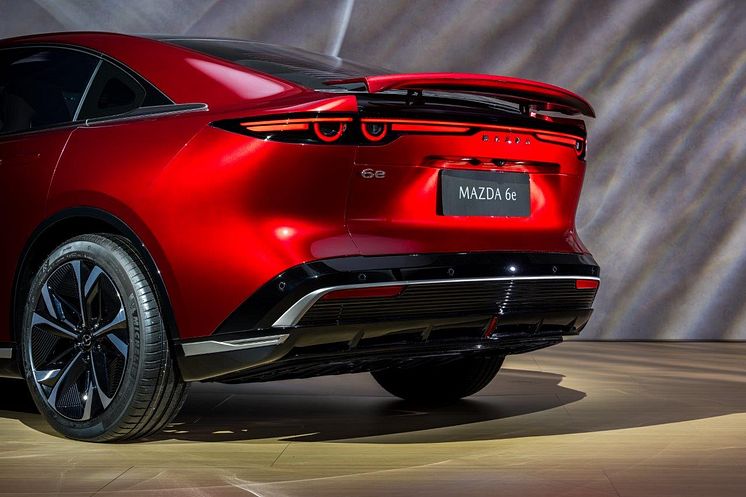 Mazda6e Takumi Plus