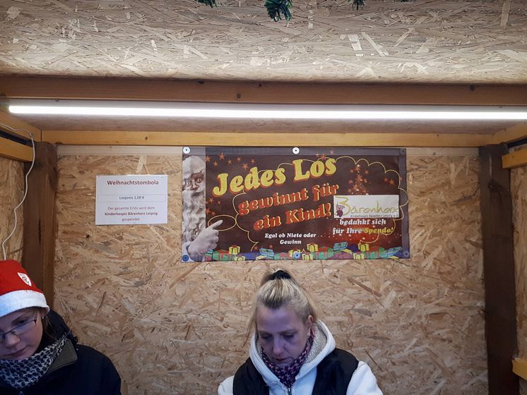 Für ein starkes Bärenherz: Klostergut Mößlitz richtet Weihnachten im Stall aus