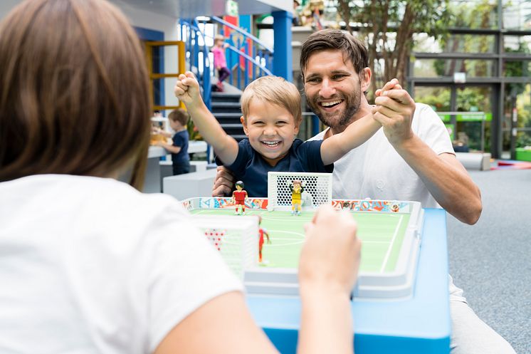 Torjubel im PLAYMOBIL-FunPark