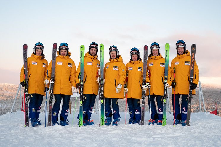 Skicross-landslaget säsongen 2019/2020.