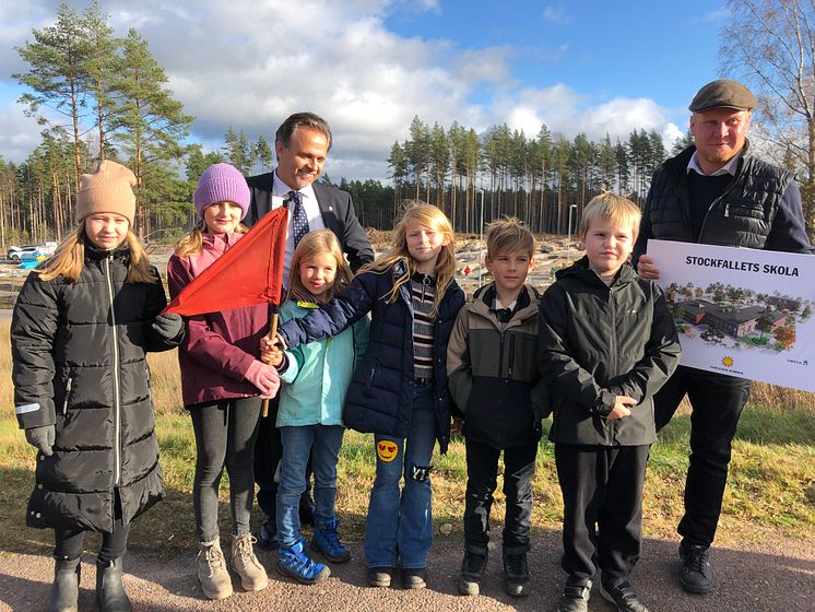 Bild från spadtag Stockfallets skola.jpg