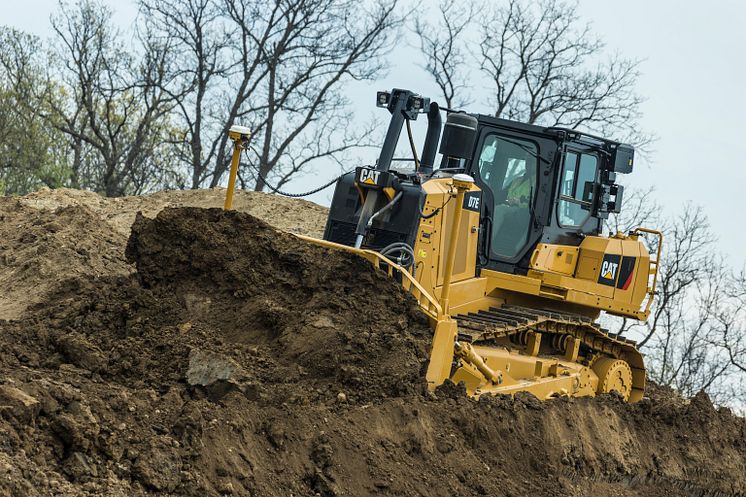 Cat D7E bandschaktare i arbete-1