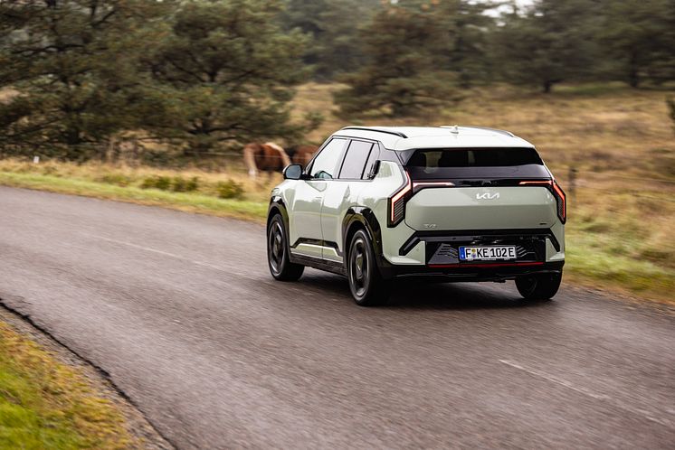 Kia_EV3_04.jpeg