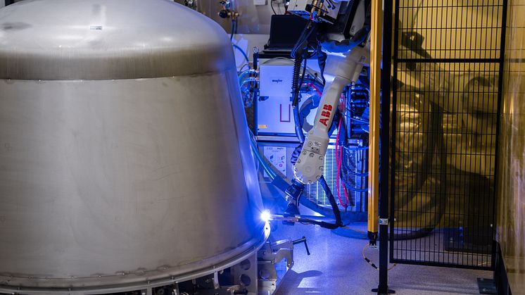 Svetsning av tank i Fredrikssons fabrik, Vadstena