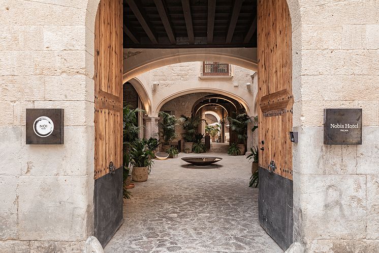 NobisPalma_Exterior_Entrance_PernillaDanielsson_7.jpg