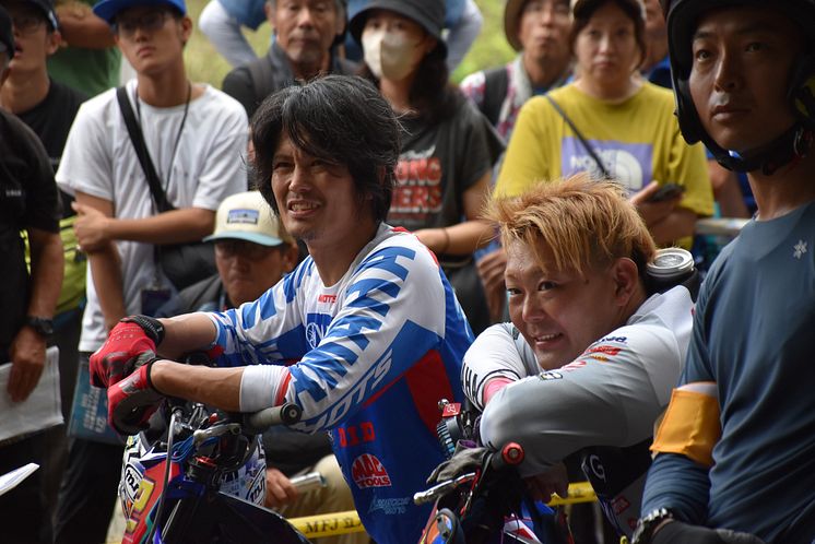 23082801_006xx_JTR_rd6_黒山選手_野崎選手_4000