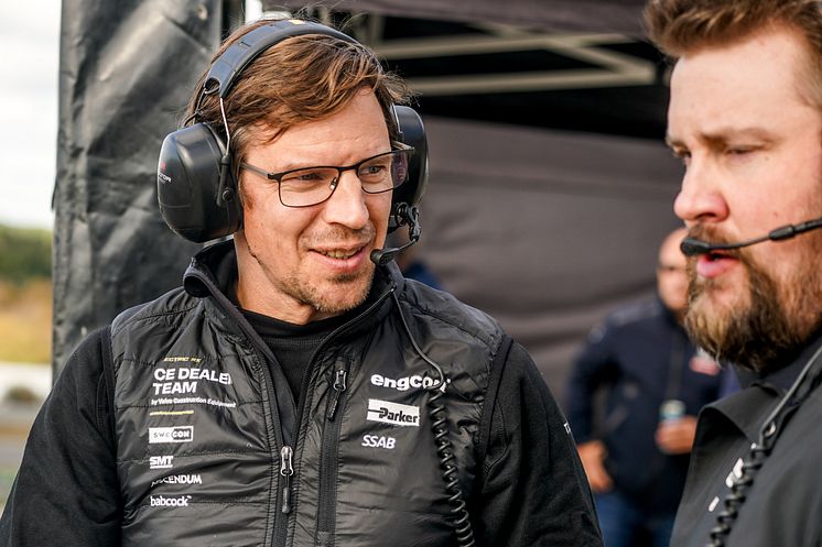 Jussi Pinomäki, CE Dealer Team