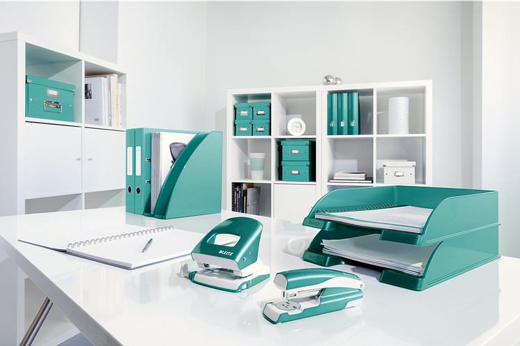 Leitz WOW range in Ice Blue