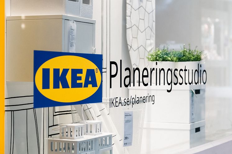 IKEA planeringsstudio skyltfönster Frölunda Torg.jpg