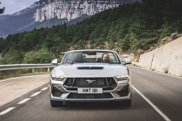 2024 FORD MUSTANG CONVERTIBLE (7)