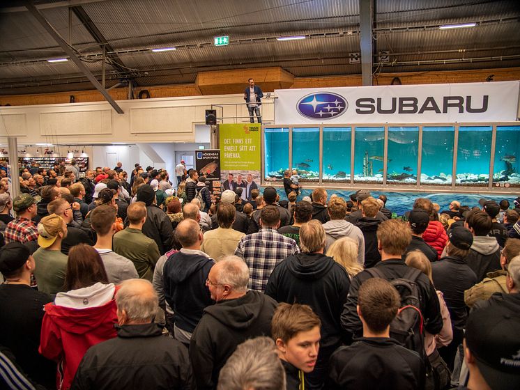 Världens största mobila akvarium finns på plats på Sportfiskemässan.