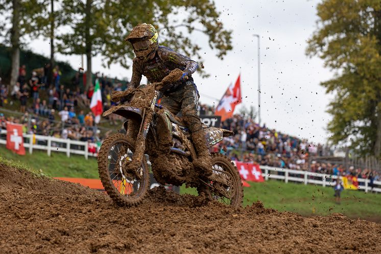 2023091802_025xx_WMX_Rd18_エルジンガ選手_4000