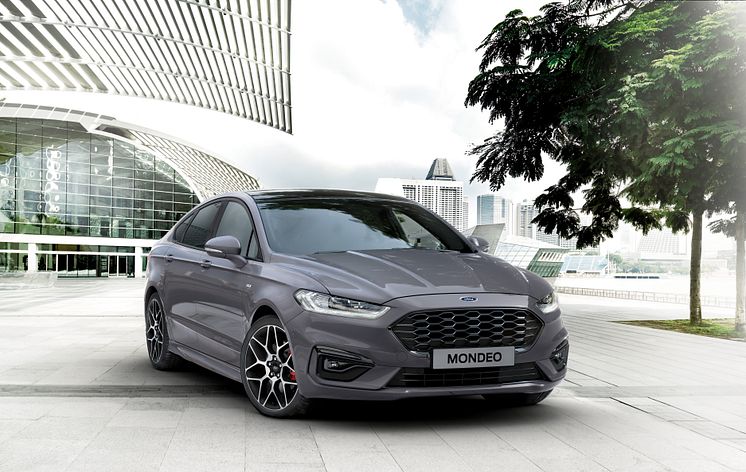 2019FordMondeo-Hybrid_09